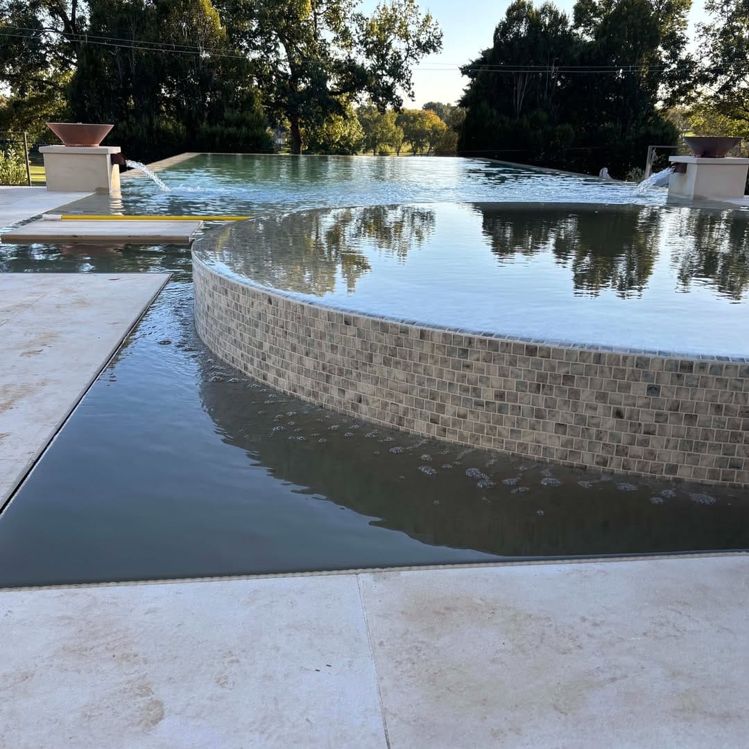 Piscina Resort com Azulejo Premium